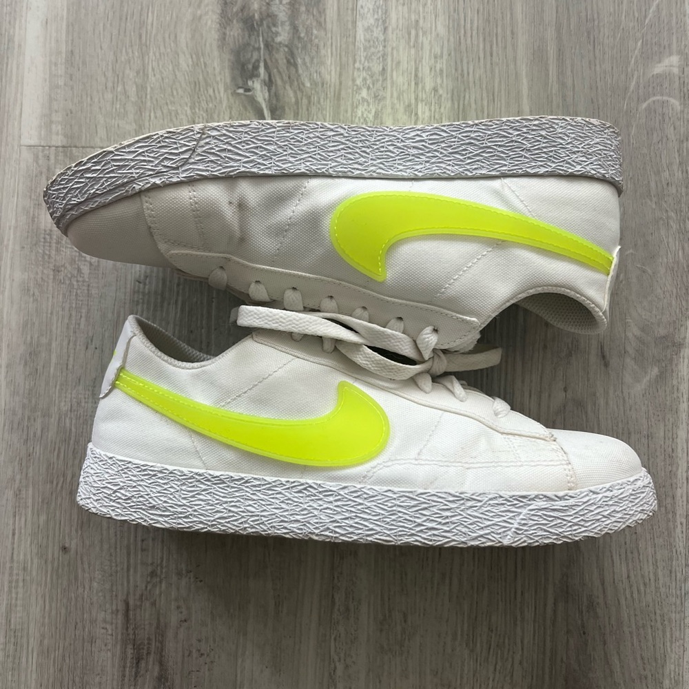 NIKE BLAZER LOW